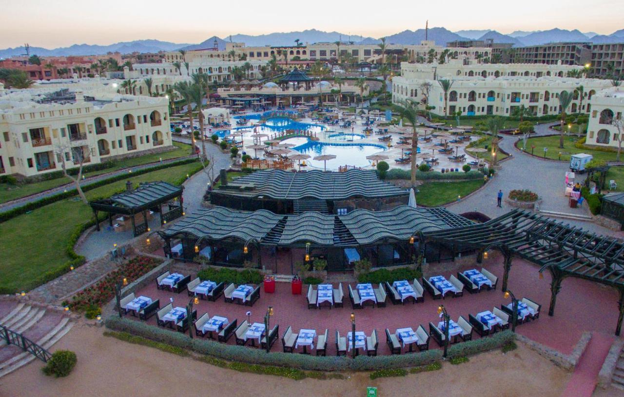Charmillion Club Resort Šarm aš-Šajch Exteriér fotografie Aerial view of the resort