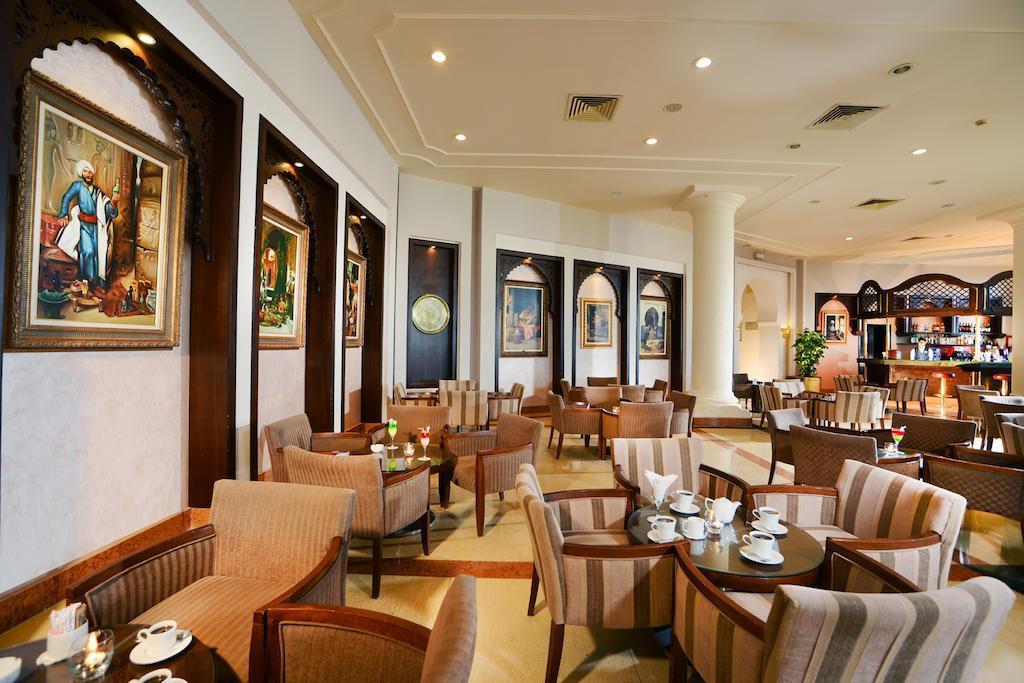 Charmillion Club Resort Šarm aš-Šajch Exteriér fotografie The lobby lounge